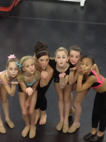 207 Girls with Gianna.png (450 KB)