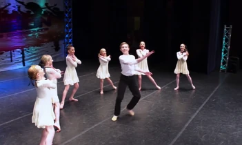 804 The Healer (3).jpg (177 KB)