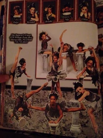 Tumblr n6b5coN4vg1t5ftr7o3 1280.jpg (216 KB)