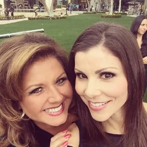 Heather Dubrow (Real Housewives of Orange County) with Abby 29Jan2015.jpg (128 KB)