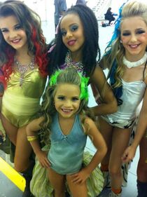 112 Brooke, Mackenzie, Nia and Chloe