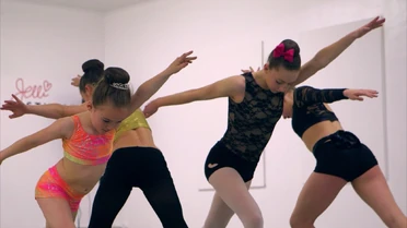 UK 208 Group Rehearsal.jpg (170 KB)