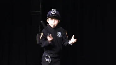 S03-e12 63-23.jpg (49 KB) Working 9 to 5