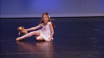 S02-E16 32-56.jpg (31 KB) Helen Keller