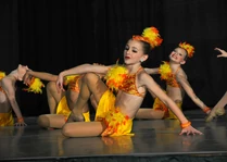 The Chiks Chloe Paige.jpg (74 KB)