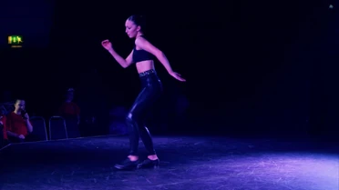 UK 208 Eleiyah Solo.jpg (127 KB)