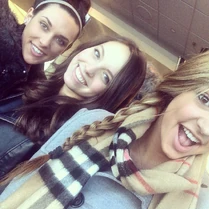 CharlotteV PaytonA RyleighV 30Jan2015.jpg (118 KB)