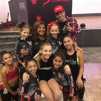 705 Mexico master class dancers.jpg (173 KB)