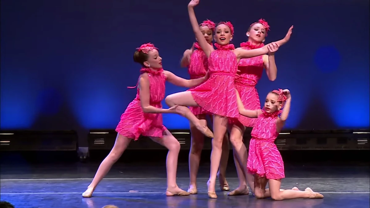 Big Trouble in the Big Apple Dance Moms Wiki Fandom