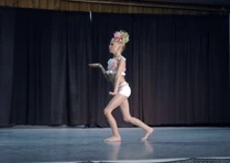 Paige Hyland - Brave New Girl (3).jpg (71 KB)