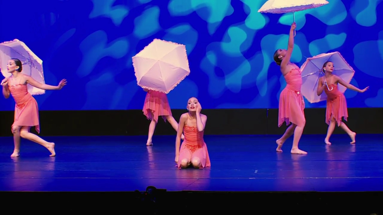 File:Dance Moms at the Opening of Abby Lee Miller's Dance Company.jpg - Wikipedia