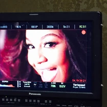 Nia in video 2015-02-04.jpg (80 KB)