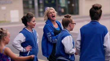 UK 208 Team DB.jpg (196 KB)