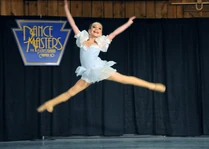 Maddie ziegler dma.jpg (69 KB) Maddie Ziegler - Over The Rainbow