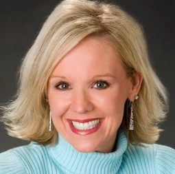 Yvette Walts headshot