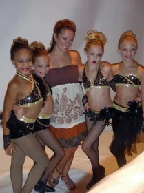 107 Girls with Gianna.jpg (57 KB)