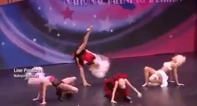 507 Moulin Rouge 3.png (1.37 MB)