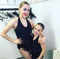 207 Sam Chloe.jpg (115 KB)