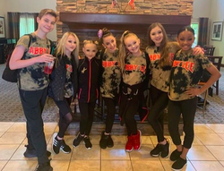 File:Dance Moms at the Opening of Abby Lee Miller's Dance Company.jpg -  Wikipedia