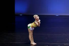 Daisychains.jpeg (4 KB)