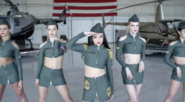 Wear Em Out - Ryleigh Payton Kendall Addison - vicap 4.jpg (269 KB)