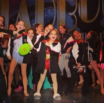 Tumblr n77wjhRADS1rdp0gho1 500.jpg (67 KB)