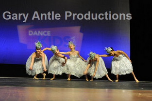 516 Diamonds 3.png (1,014 KB)