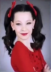 Fallon Chapman pyramid edit2.png (256 KB)