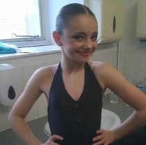 207 Leah Rose.jpg (74 KB)