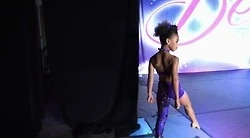 Lightning.jpg (10 KB)