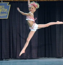 Brave New Girl 1.jpeg (868 KB)