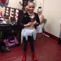 413 Mackenzie in the dressing room.jpg (56 KB)