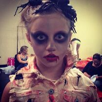 Kayla Seitel as zombie 2012-06-15