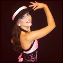 306 Kendall in group costume.jpg (24 KB)