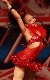 Nia the professional .jpg (17 KB)