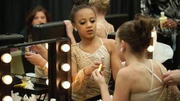 Dm-s2-37.jpg (52 KB)