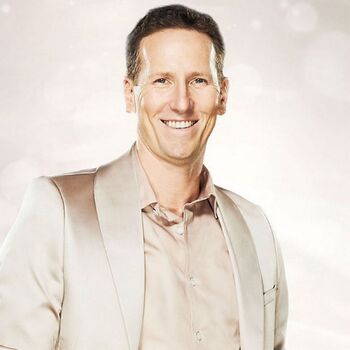 Brendan Cole | Dancing On Ice Wiki | Fandom