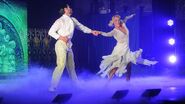 Dwts live 2016 nyc val peta