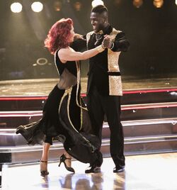 Antonio Brown to perform with son on 'Dancing with the Stars'