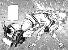 Okarun fights against the exosuit alien.