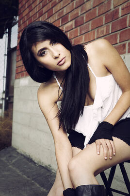 Cristina Valenzuela