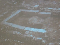 אולי בית כנסת ?