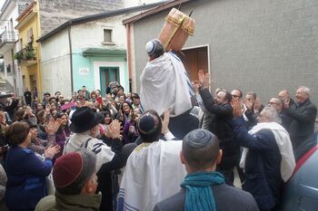 La Torah a San Nicandro