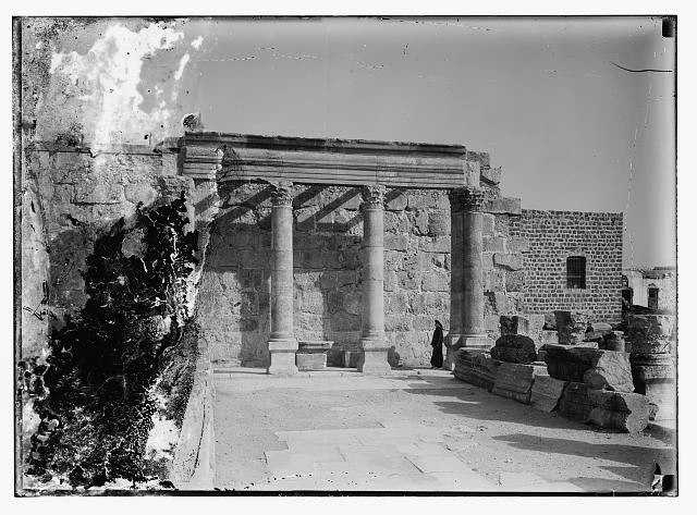 חרבות טבריה - אולי כפר נחום ?