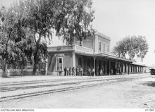 תחנת הרכבת ביפו - Jaffa, Palestine. c. 1917. The railway station showing a platform almost down at line level. (Donor Imperial War Museum Q15196)