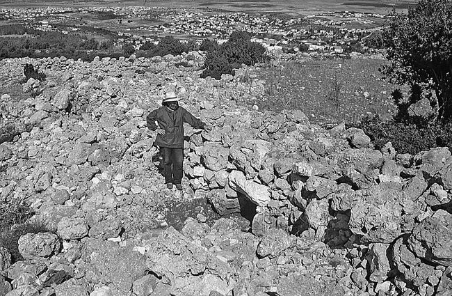 El-Ahwat - Samaria Israel (4.13)