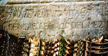 Old tombs of cimiterio ebraico di pisa 30