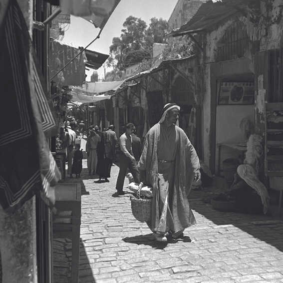 בסמטאות העיר העתיקה בירושלים-JNF013007