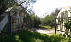 The Arcs bridge over Lachish stream 4