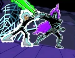 Danny aumentando su poder deteniendo la espada del Caballero del terror.